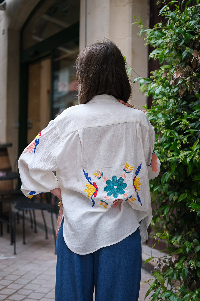 Blouse Marga, couleur blanc, détails brodés