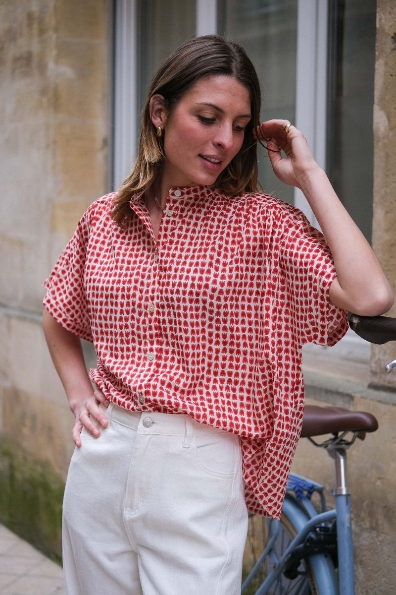 Chemise Ihlumma rouge, marque Ichi, manches courtes, patte de boutonnage sur le devant