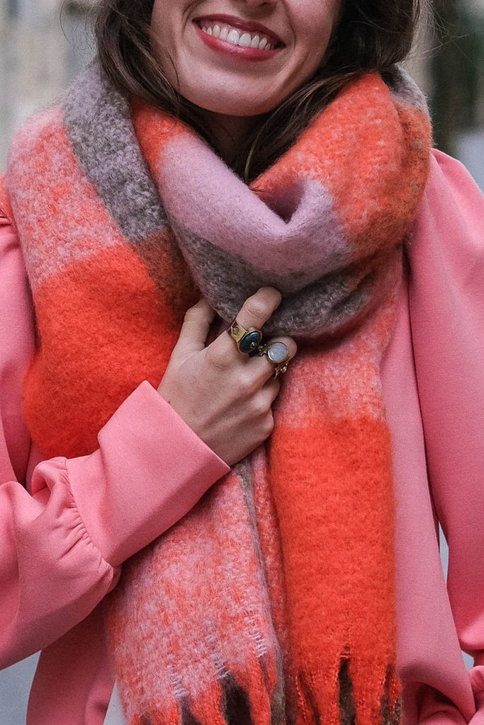 Echarpe Iajulle, couleur rose et orange, marque Ichi