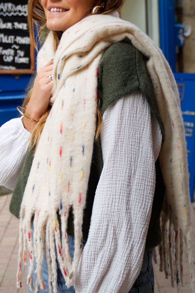 Echarpe Ialaere, couleur écru, marque Ichi