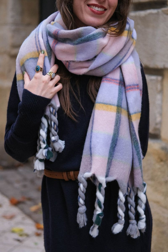 Echarpe Ialinne, couleur rose pale, marque Ichi