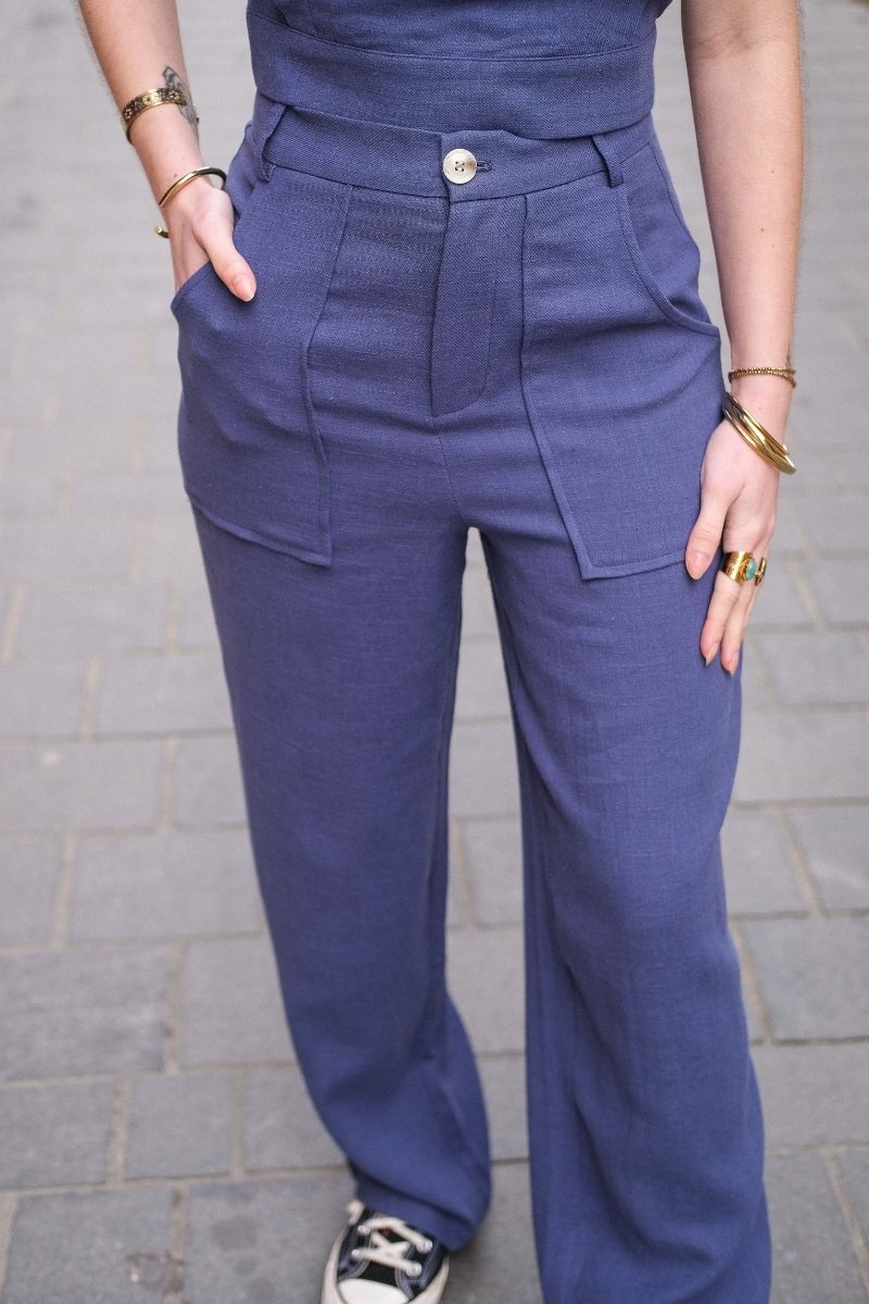 Pantalon Clarisse, couleur bleu, marque The Korner