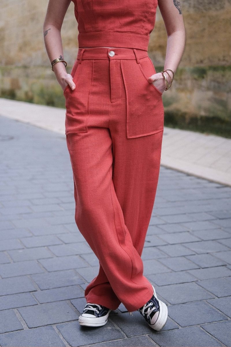 Pantalon Clarisse, couleur brique, marque The Korner