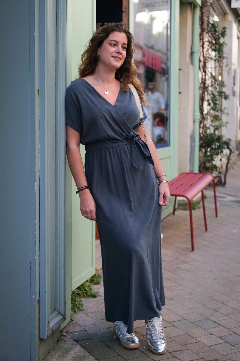 Robe Pollen, couleur bleu canard, robe longue, manches courtes, marque Grace & Mila