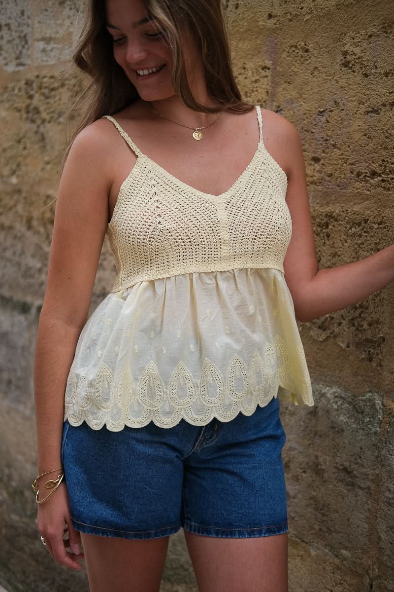 Top crochet • Jaune pastel • Broderie anglaise • Bohème romantique