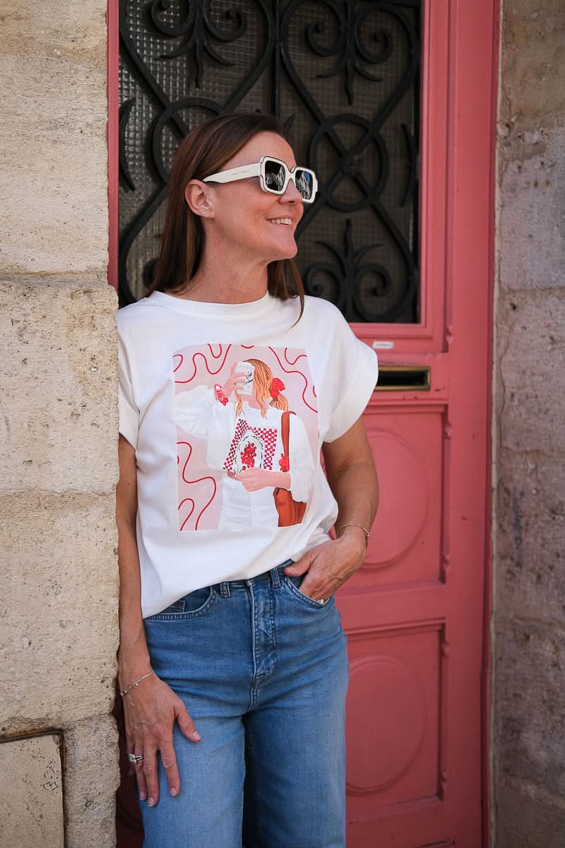 T-shirt Illustration Rouge