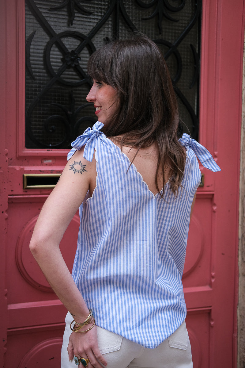 Top Gaby, couleur bleu ciel, motifs rayures