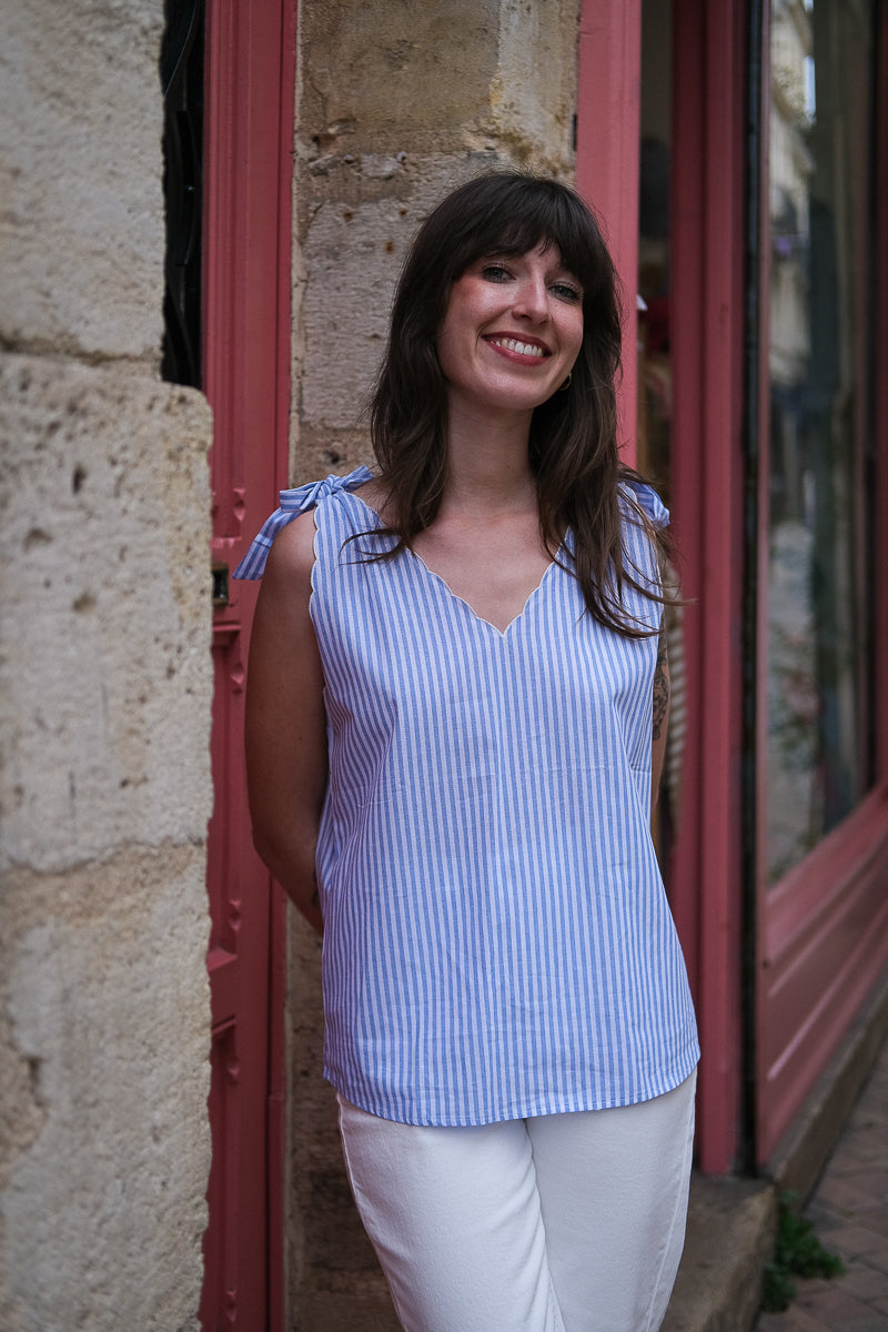 Top Gaby, couleur bleu ciel, motifs rayures
