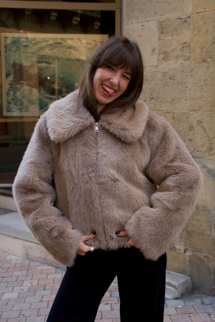 Veste Shonna, couleur taupe, marque Grace & Mila, fermeture zip